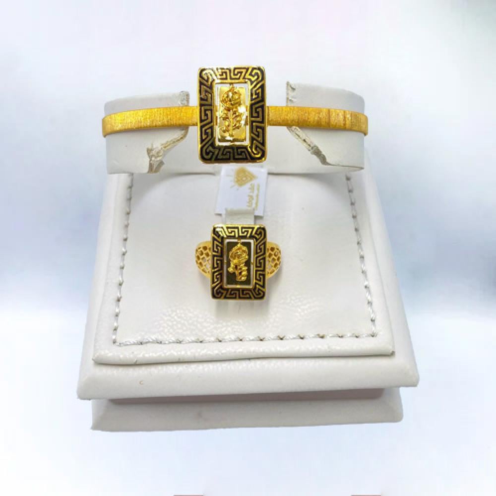 أسواره مع الخاتم ذهب عيار 21 الوزن 12.87 جرام