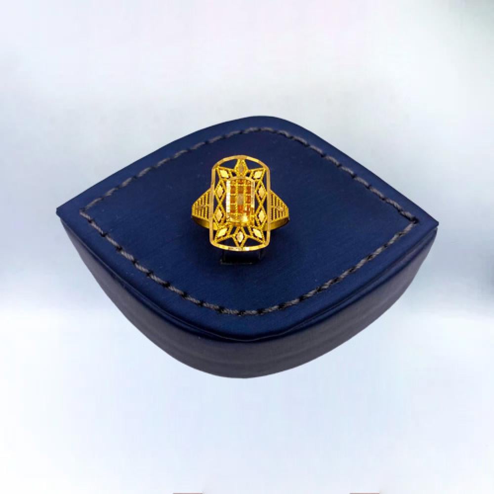 21 karat gold ring, weight 1.72 g