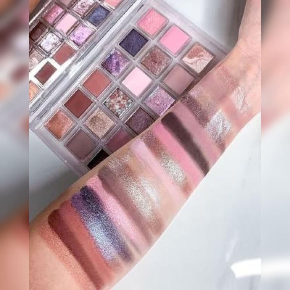 HUDA BEAUTY Rose Quartz Eyeshadow Palette | LOFIAN
