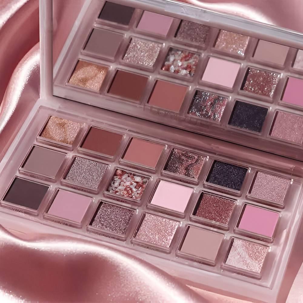 HUDA BEAUTY Rose Quartz Eyeshadow Palette | LOFIAN