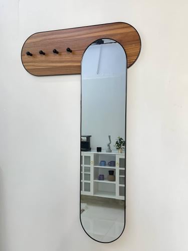 مرايه مع معلاق بني