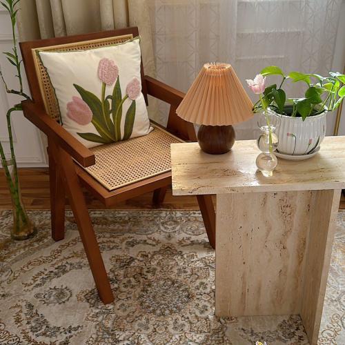 كرسي خشب طبيعي مع الراتان