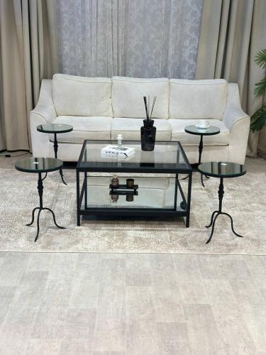 طقم طاولات ضيافة فاخر –