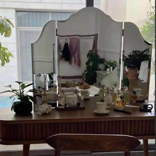 مراية تسريحة ثلاثية