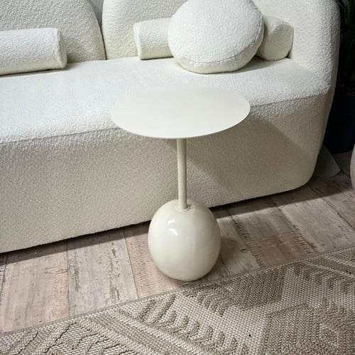 طاوله خدمه بسطح حديد قاعده رخام