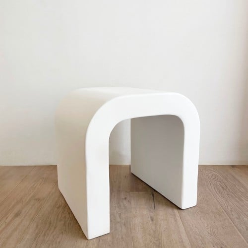 كمدينه خشب ابيض ساده