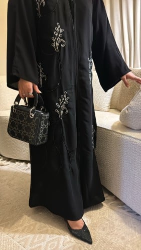 عباية اسماء نص كلوش قماش كريب ملكي شك يدوي على الك...