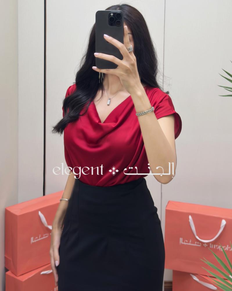 فستان كلاسيك طويل بلون الحب الفاخر