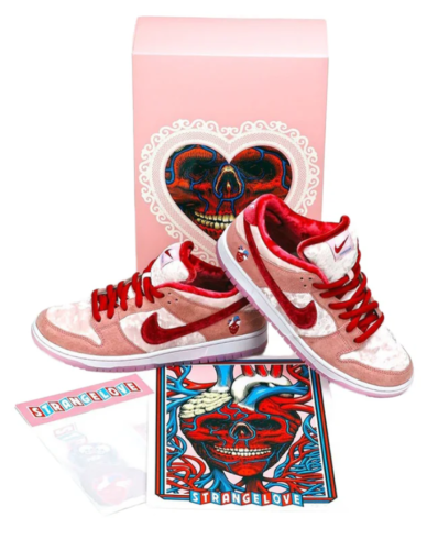 Nike Sb Dunk Low Strangelove