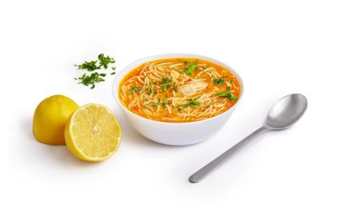 شوربة شعيرية بالدجاج - 3 لتر - 9 أشخاص