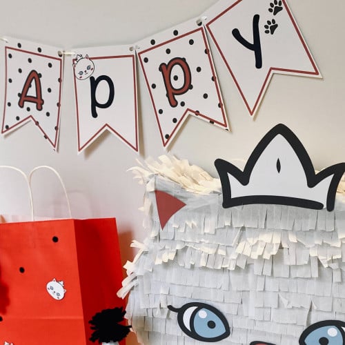 مثلثات الزينة - اميرة القطط