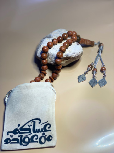 سبحة من حجر الكريم