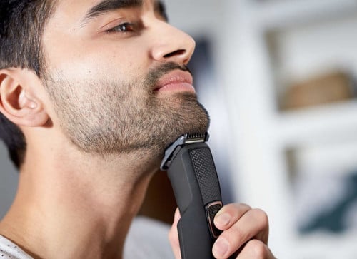 ماكينة تشذيب اللحية من فيليبس 1000