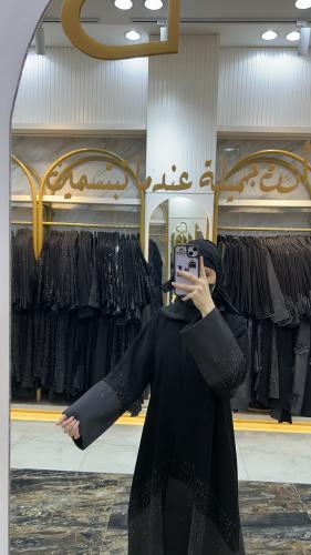عبايه هناء