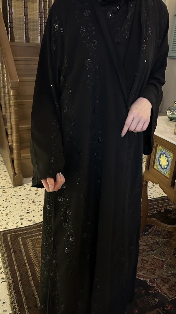 عبايه ديمه