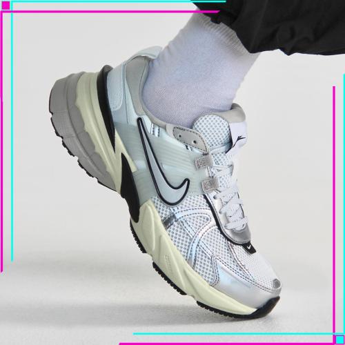 Nike V2K Run Summit White Metallic Silver