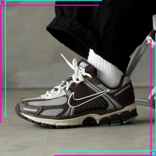 Nike Zoom Vomero 5 Earth Fossil
