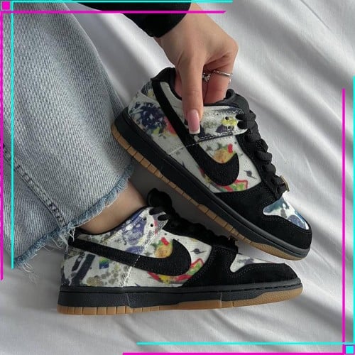 Nike SB Dunk Low Supreme Rammellzee