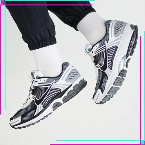 Nike Zoom Vomero 5 Dark Grey Black White