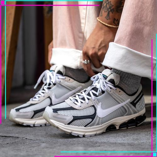 Nike Zoom Vomero 5 Supersonic Light Bone Black