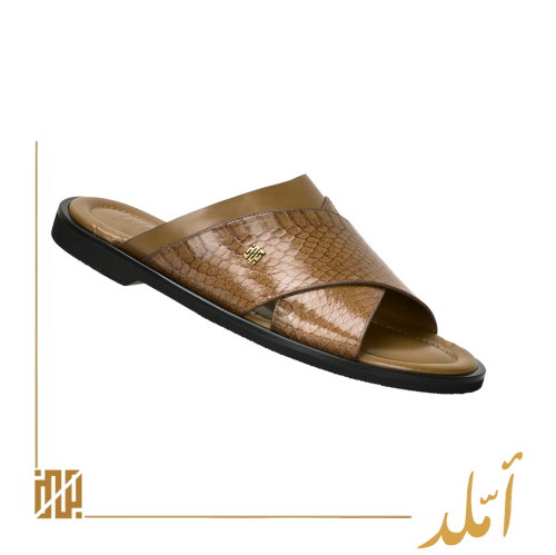 حذاء املد من جلد الحية ظهر باللون الزيتي
