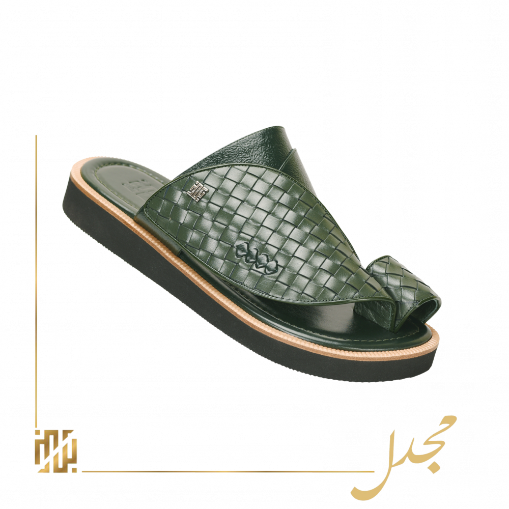 حذاء مجدل باللون الزيتي