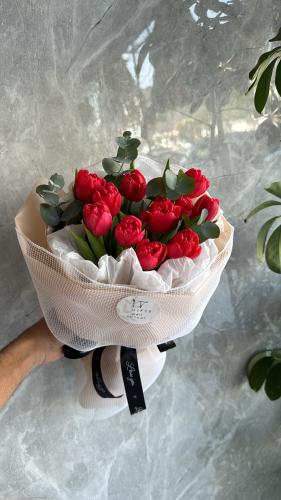 10 Tulip