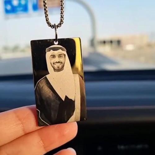 تعليقة سياره بالصورة حسب الطلب