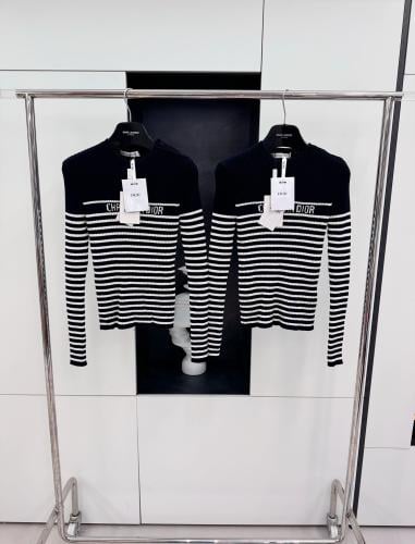 DIOR#