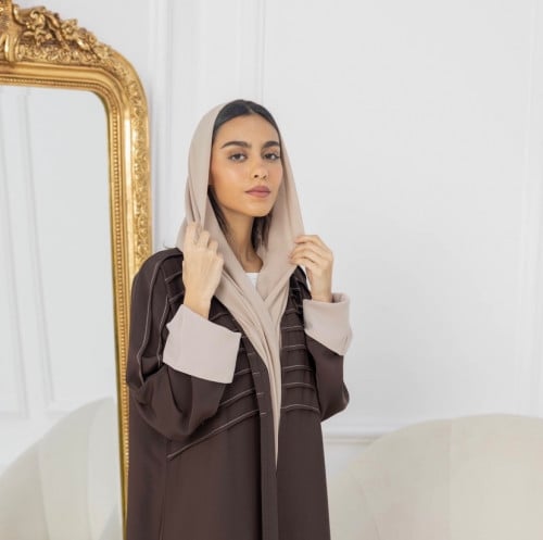 Pl16 عباية كريب بني بكسرات