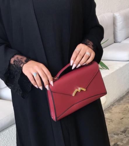 شنطة ماركه Michael Kors