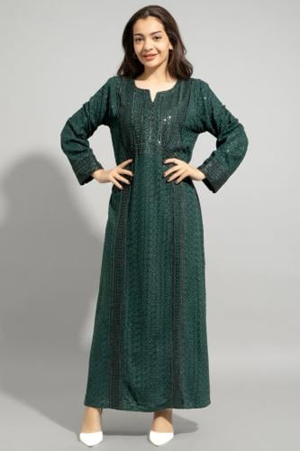 جلابية بتطريز ولمعة ترتر لون أخضر