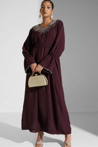 جلابية بزخرفة شك لون بني