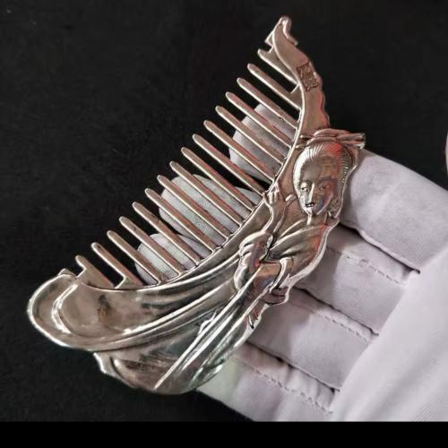 مشط نحاس لأعادة رونق الشعر