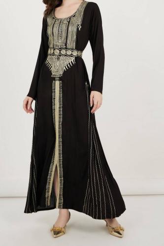 جلابية بتطريز ذهبي