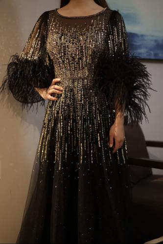 فستان سهرة فاخر نصف كم بريش مميز