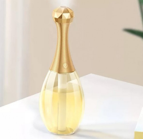 فواحة مع أضائة USB