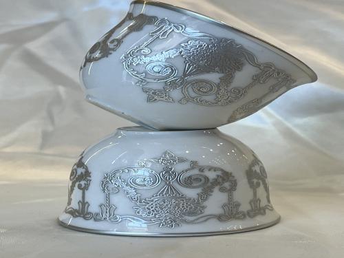 فناجيل بورسلان فضي ليزر ١٢ قطعه