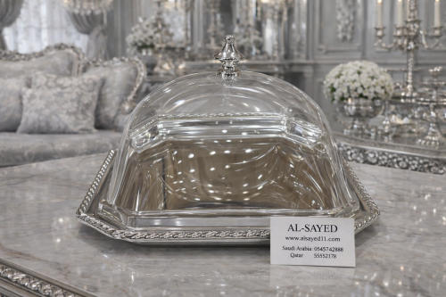 Silver plate with acrylic lid, medium length and width 25 cm