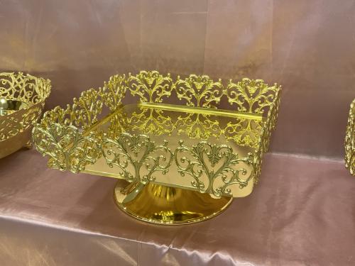 سله حلويات طول عرض ٢٣ سم