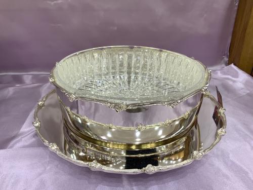 صينيه نحاس مطلي فضه قطر ٢٧ سم