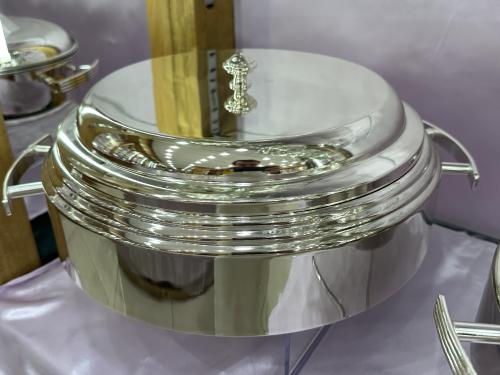 Silver 3.5 liter container