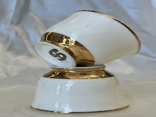 فناجيل بورسلان ذهبي ١٢ قطعه bon china