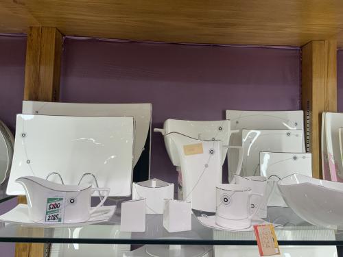 12-person dining set