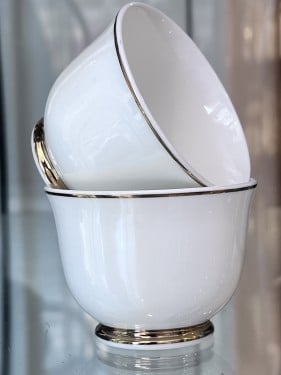 Bone china gold porcelain teacups, 12 pieces