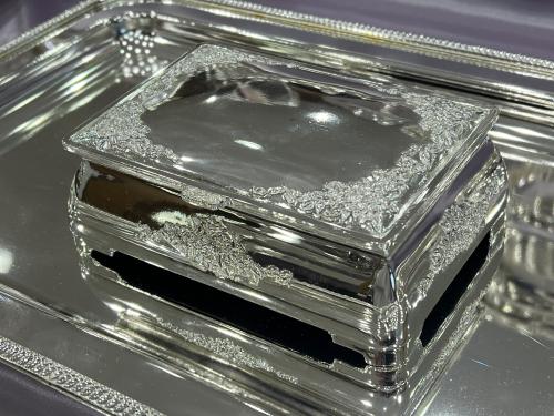 صندوق سلفر صغير طول ١٣ سم