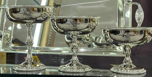 طقم استاندات سلفر ٣ قطع سلفر حجم وسط