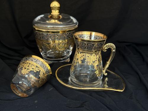 Crystal laser set, 12 cups and 12 sugar bowls