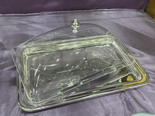 Medium tray with lid, length 41 x width 29.