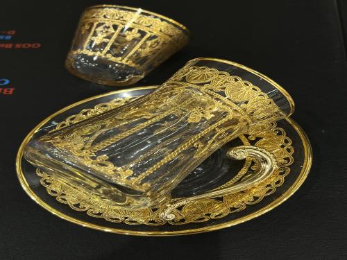 Laser crystal beads, 6 beads. 6 cups